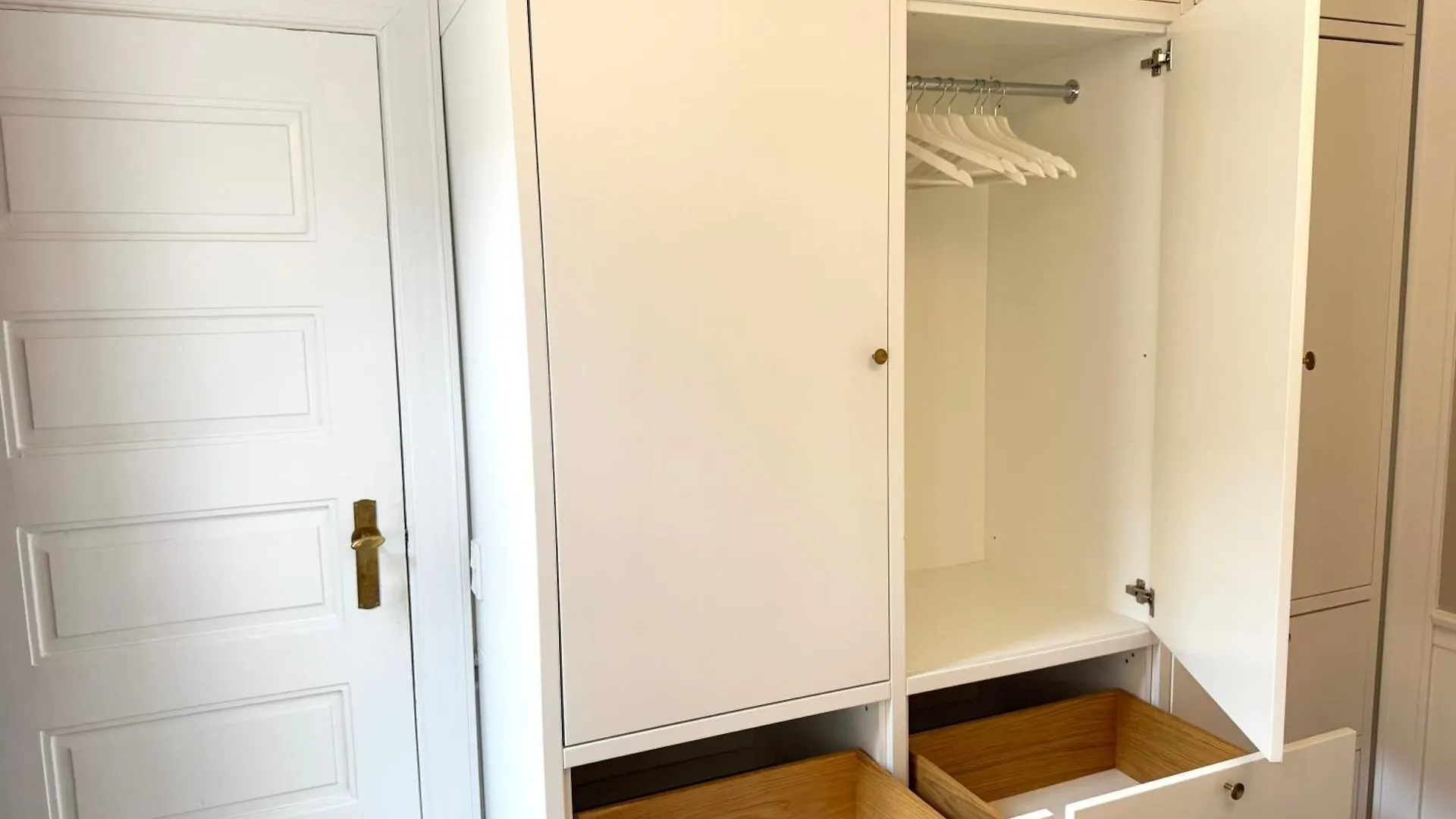 Luxury 'Kings Garden View' 260M2 Prime Located Flat Lejlighed København
